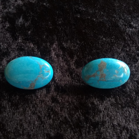 Vintage Karla Jordan - Blue Howlite Oval Earrings - Picture 2 of 3